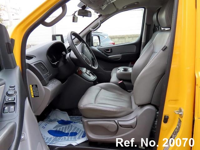  Hyundai / Grand Starex Stock No. 20070